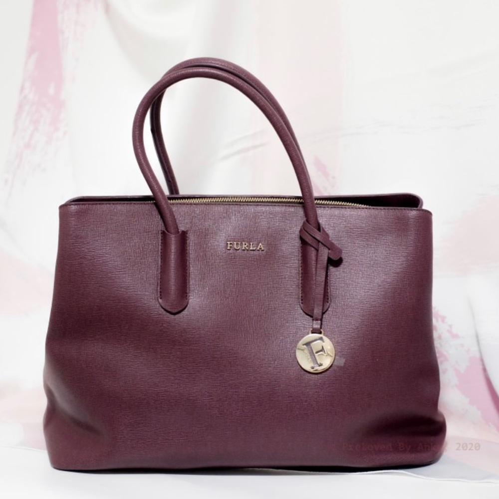 Furla Tessa Bag in Burgundy